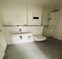 Die Herbstsonne geniessen: Super sonnige 3 Zi. ETW mit gr. Balkon - hochwertig saniert ! - Düsseldorf Unterbach