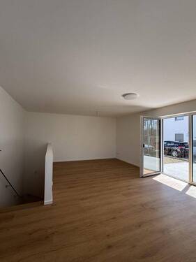 Wohnraum 1 - 4 Zimmer Etagenwohnung in Langenbach
