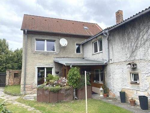 Hof und Nebengebäude - EFH in Oberschmon - 50.000,00 EUR Kaufpreis, ca.  110,00 m² Wohnfläche
