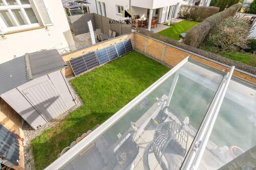 Ausblick – Garten und Terrasse vom Balkon - 