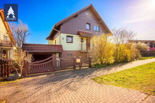 Haus - Vorne ruhig. Innen und hinten mit Ansage.