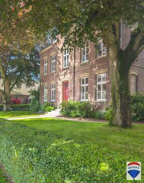 Remax-60 - 6 Zimmer Mehrfamilienhaus, Wohnhaus zum Kaufen in Kalkar