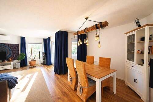 7. Wohnzimmer.-Essbereich - 