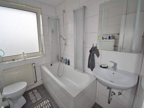 Bild 2 - 1 Zimmer Mehrfamilienhaus, Wohnhaus zum Kaufen in Mettmann