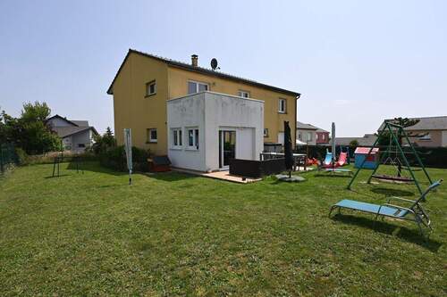 Garten - 6 Zimmer Einfamilienhaus in Cadenbronn