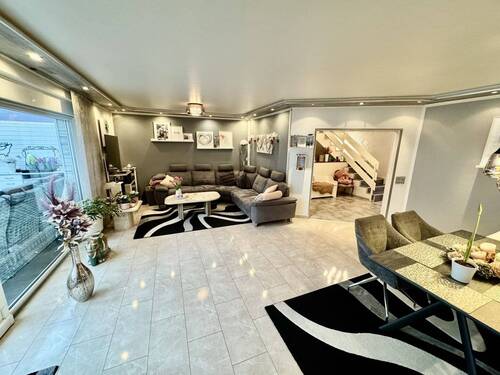 Wohnzimmer - 4 Zimmer Doppelhaushälfte in Rosengarten