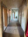 WE 3, Flur - 