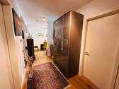 Flur hinten - Etagenwohnung mit 118,90 m² in Celle zur Miete