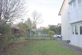 Garten (Blickrichtung Norden) - Etagenwohnung mit 97,00 m² in Unterschleißheim zum Kaufen
