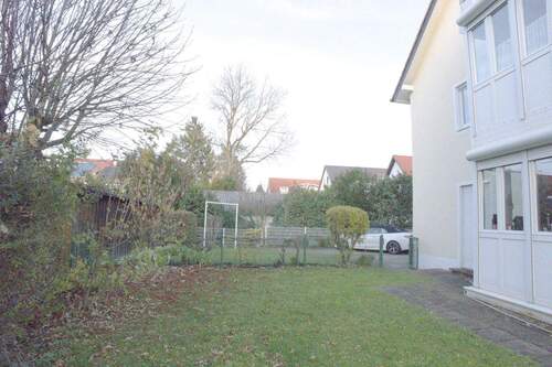 Garten (Blickrichtung Norden) - Etagenwohnung mit 97,00 m² in Unterschleißheim zum Kaufen