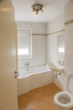 Bad (Bild mit KI bereinigt) - 