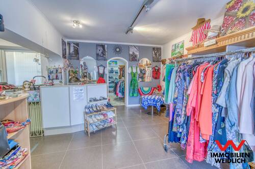 Eingangsbereich Rezeption - 5 Zimmer Gewerbeobjekt (Büro, Produktion, Verkauf) zum Kaufen in Glonn