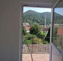 Charmante 3-Zimmer-Wohnung mit Garage und Balkon - Lambrecht