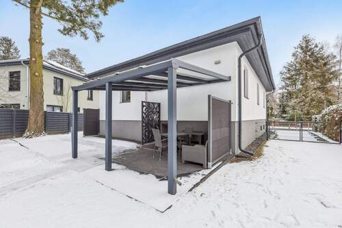 Überdachte Terrasse - 