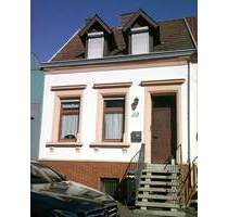 HANDWERKER GESUCHT! Einfamilienhaus in Sulzbach zu verkaufen! - Sulzbach/Saar