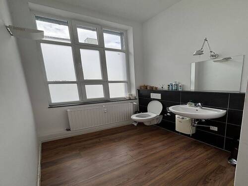 Bild 5 - Büro mit 1,94 m&sup2; in Krefeld zum Kaufen