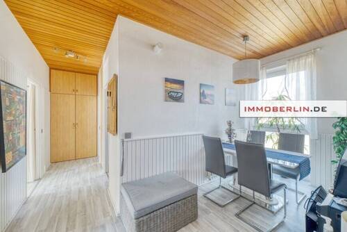 3 - 2 Zimmer Etagenwohnung in Berlin
