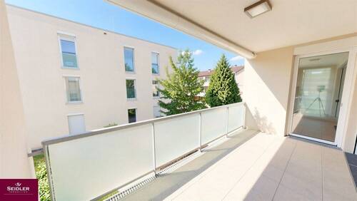 Großzügige und sonnige Loggia - 4 Zimmer Etagenwohnung in Kehl
