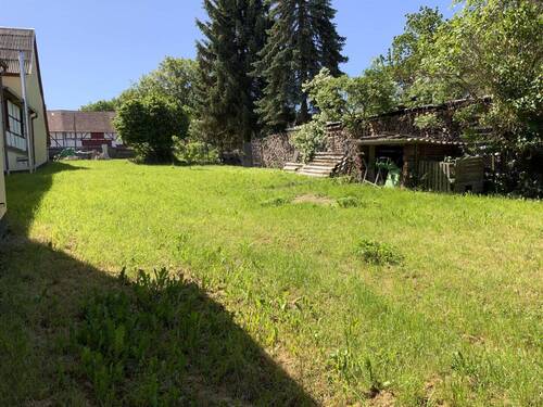 Großer Garten hinter dem Haus - 