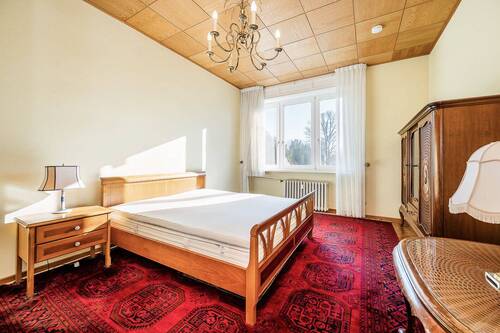 Freie 3-Zi-Wohnung im OG - 1 Zimmer Mehrfamilienhaus, Wohnhaus zum Kaufen in Berlin - Grunewald