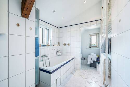 Vermietete 2-Zi-Wohnung im DG - 