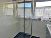 Tageslichtbad mit Dusche - 