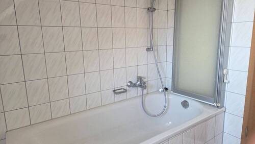 Bad mit Wanne.jpg - 