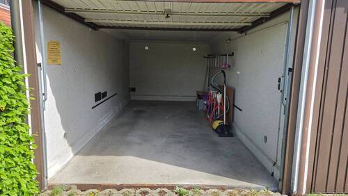 Garage.jpg - 