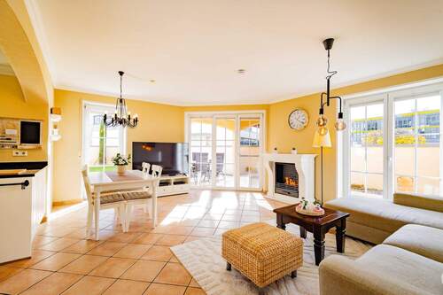 Großzügiges Wohnzimmer... - Etagenwohnung mit 101,00 m² in Waldkirch zum Kaufen