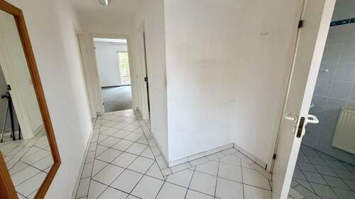 Flur - 4 Zimmer Doppelhaushälfte in Kremmen