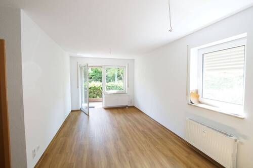 WZ - 2 Raum WE mit neuen Fubo - 