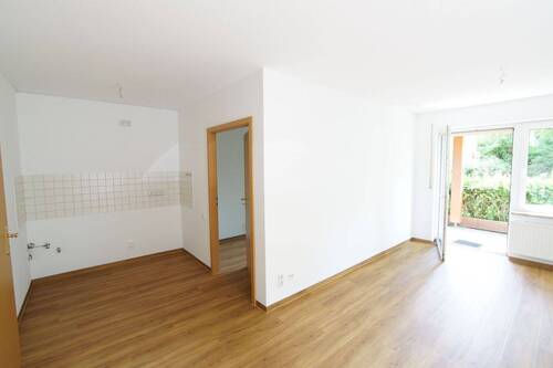 WZ/Kü - 2 Raum WE mit neuen Fubo - 