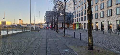 2 - 2 Zimmer Gewerbeobjekt (Büro, Produktion, Verkauf) zur Miete in Kiel / Altstadt