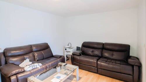 Wohnzimmer-6.jpg - 2 Zimmer Etagenwohnung zum Kaufen in Berlin
