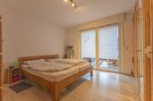 Schlafzimmer mit Zugang zum Wintergarten - Wohnung im EG - 