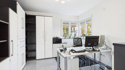 Büro - Einfamilienhaus mit 202,00 m² in Saarburg zum Kaufen