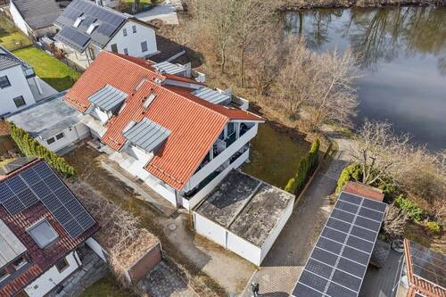 Attraktive, ruhige Lage am Eichenauer Weiher - 1 Zimmer Mehrfamilienhaus, Wohnhaus in Eichenau