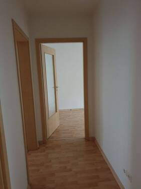 Blick in Küche - Etagenwohnung mit 52,00 m&sup2; in Leipzig zur Miete