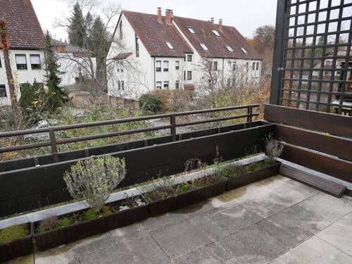 Balkon - Etagenwohnung mit 88,00 m² in Zirndorf zur Miete