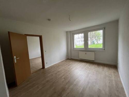 Schlafen - 2 Zimmer Etagenwohnung zur Miete in Zwickau