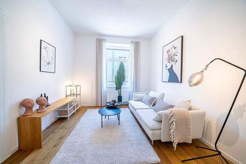 WOHNZIMMER - 3 Zimmer Etagenwohnung in Frankfurt am Main