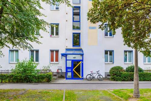Haus - 2 Zimmer Etagenwohnung zum Kaufen in Berlin