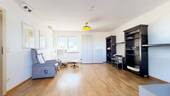 Wohnzimmer - 2-Zimmer-Wohnung mit tollem Weitblick zentral in Neumarkt