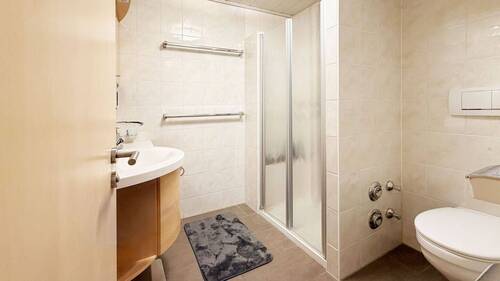 Badezimmer - Etagenwohnung mit 67,00 m&sup2; in Neumarkt in der Oberpfalz zum Kaufen