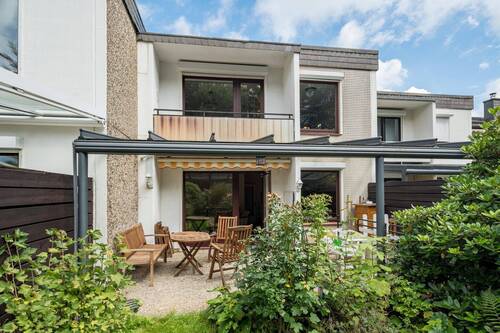 Hinten - 4 Zimmer Reihenmittelhaus zum Kaufen in Hamburg