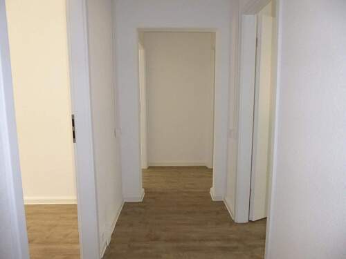 Wohnungsflur - 3 Zimmer Etagenwohnung in Bernburg (Saale)