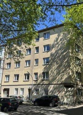 Ansicht - TOP Großes Mehrfamilienhaus mit 12 WE und einem 1 Fam.Haus im Innenhof