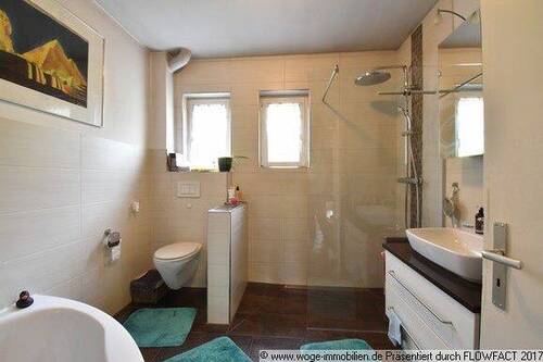 Bad - 4 Zimmer Etagenwohnung in Höchstadt
