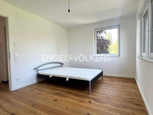 Schlafzimmer mit direktem Blick auf ... - 