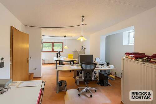 ChatGPT Image 4. Okt. 2025, 13_02_27 - 